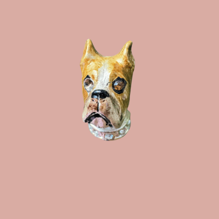 Orecchini a lobo con cane e collare in swarovski